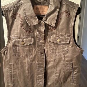 Outback Heritage Women's Taupe Utility Vest